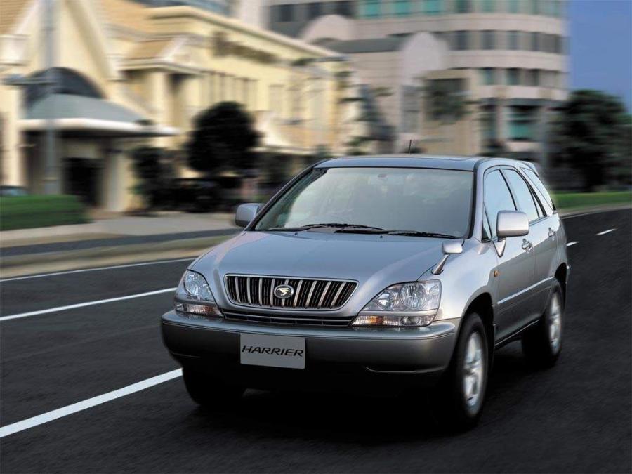  Toyota Harrier 1997 года  (фото 8 из 12)